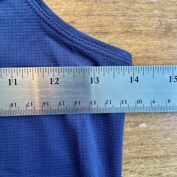 Tracksmith Women's Twilight Crop Tank Navy - New- Size XS - Picture 6 of 6